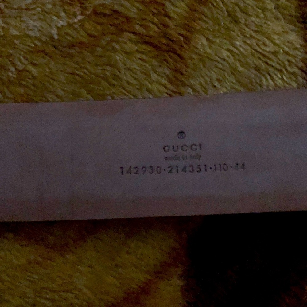 Men’s Gucci belt worn twice at the most